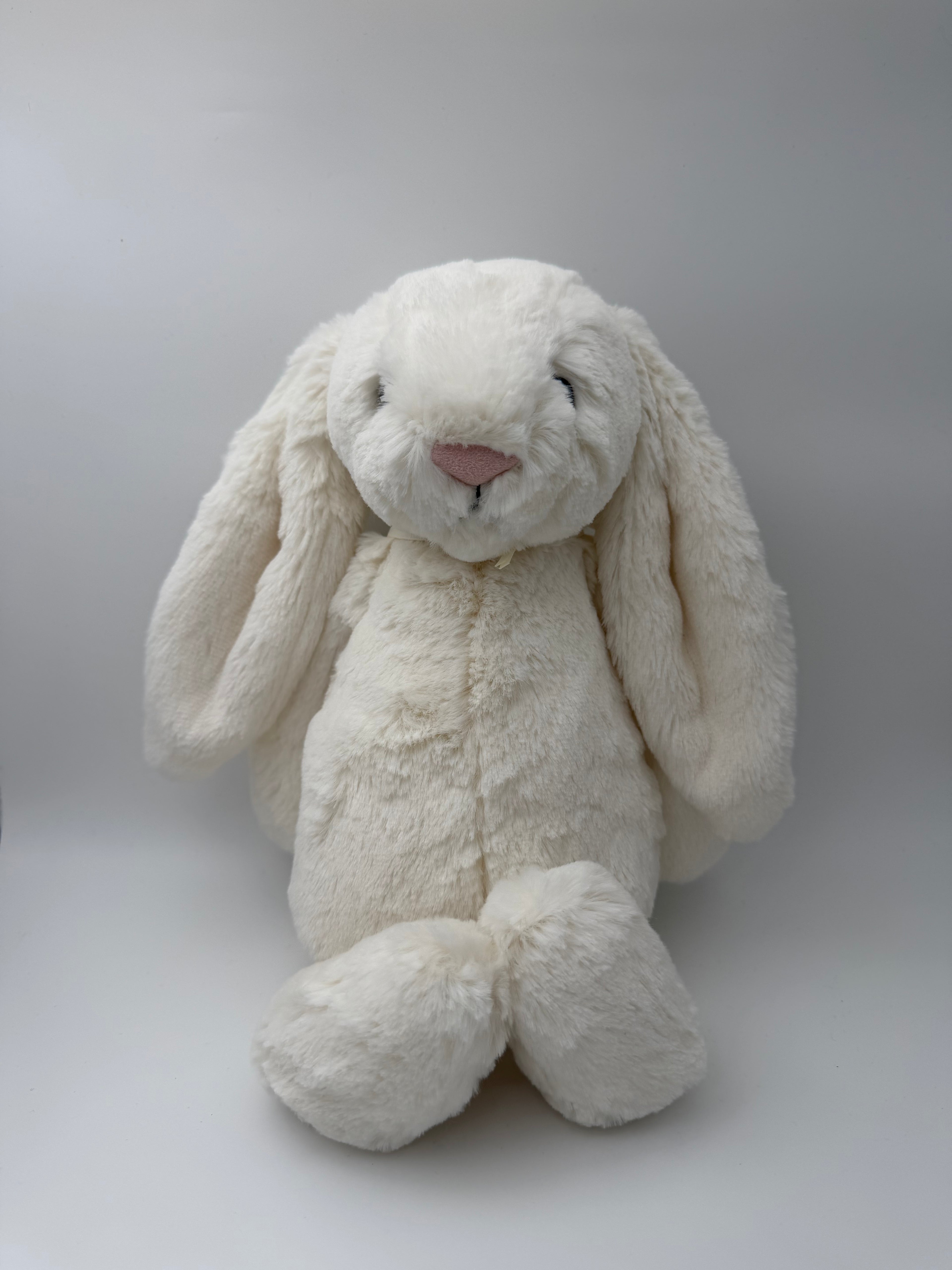Jellycat Bashful Cream Bunny koko M