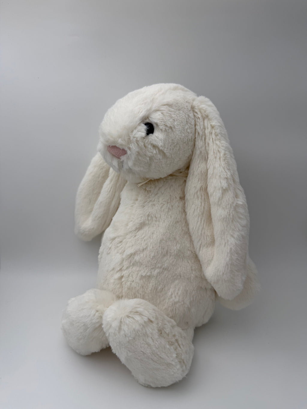 Jellycat Bashful Cream Bunny koko M