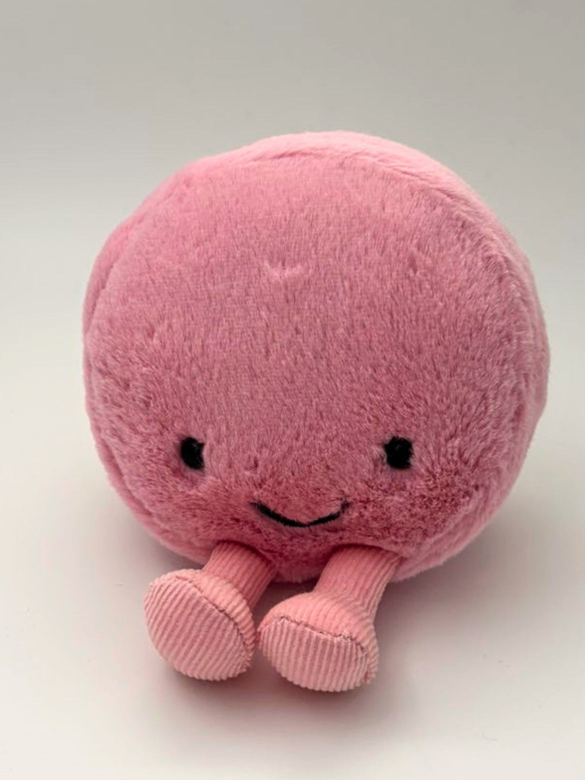 Jellycat Amuseables Mia Macaron pehmolelu